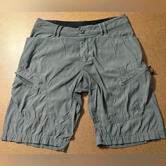 Eddie Bauer First Ascent Mens Shorts| Size 33 | Gray - Picture 1 of 9